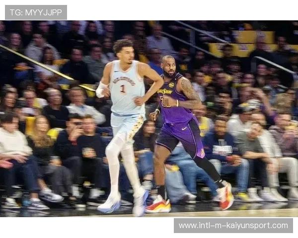 湖人险胜勇士,詹姆斯准三双力挽狂澜,詹姆斯湖人经典比赛 湖人险胜勇士,詹姆斯准三双力挽狂澜,詹姆斯湖人经典比赛