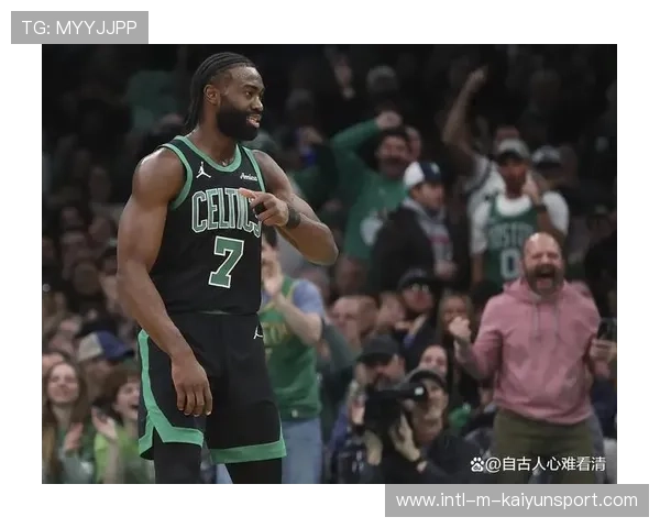 杰伦·布朗轰下30分13篮板,凯尔特人主场大胜 杰伦·布朗轰下30分13篮板,凯尔特人主场大胜